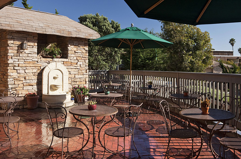 Hotel Outdoor Furniture